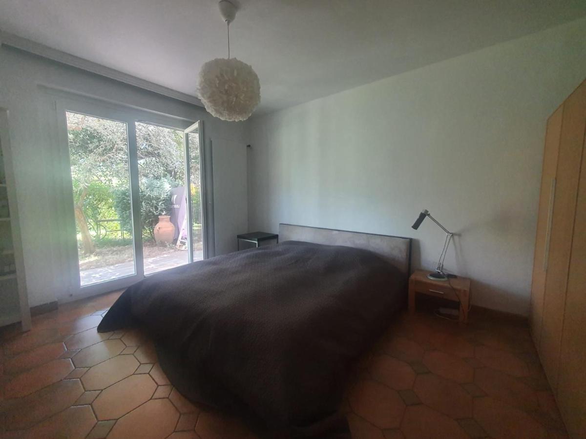 Golden Hill - Big Rooms With Kitchen And Garden Collina d'Oro Exterior photo
