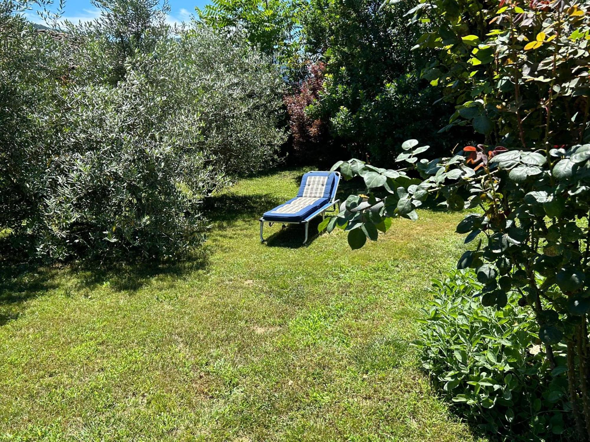Golden Hill - Big Rooms With Kitchen And Garden Collina d'Oro Exterior photo